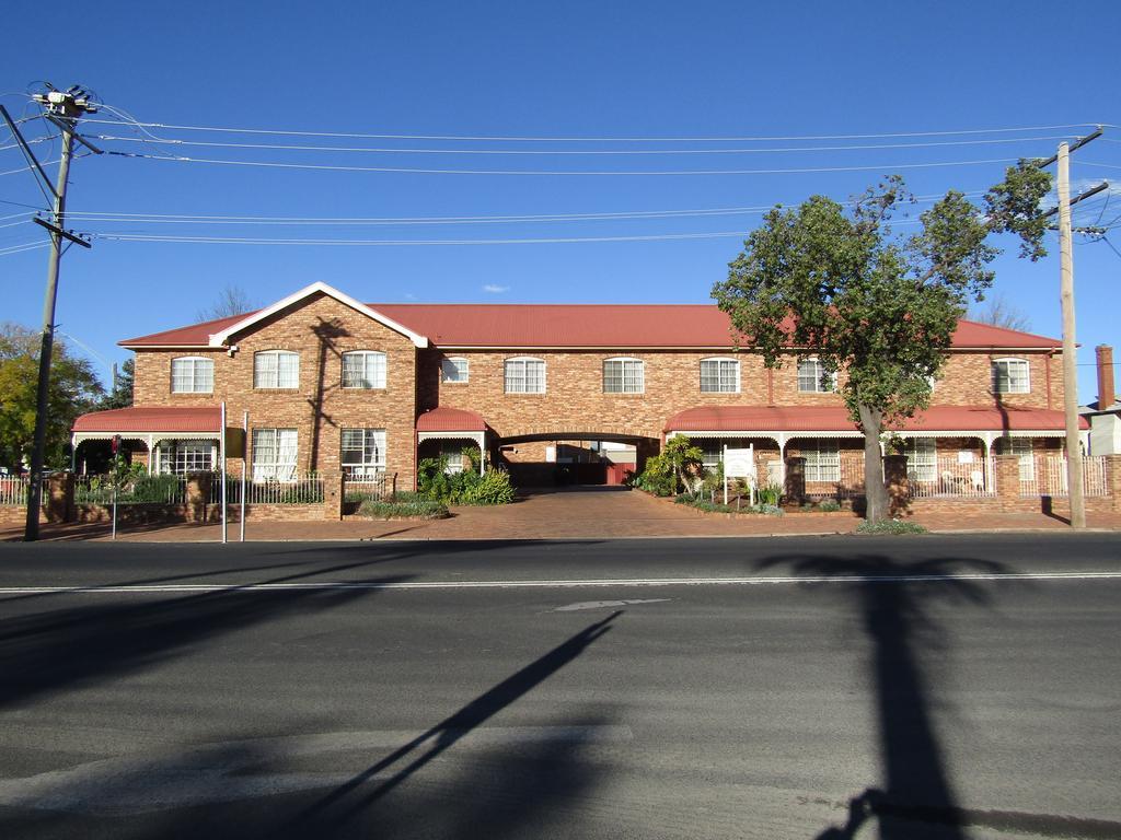 Australian Heritage Motor Inn Dubbo Esterno foto
