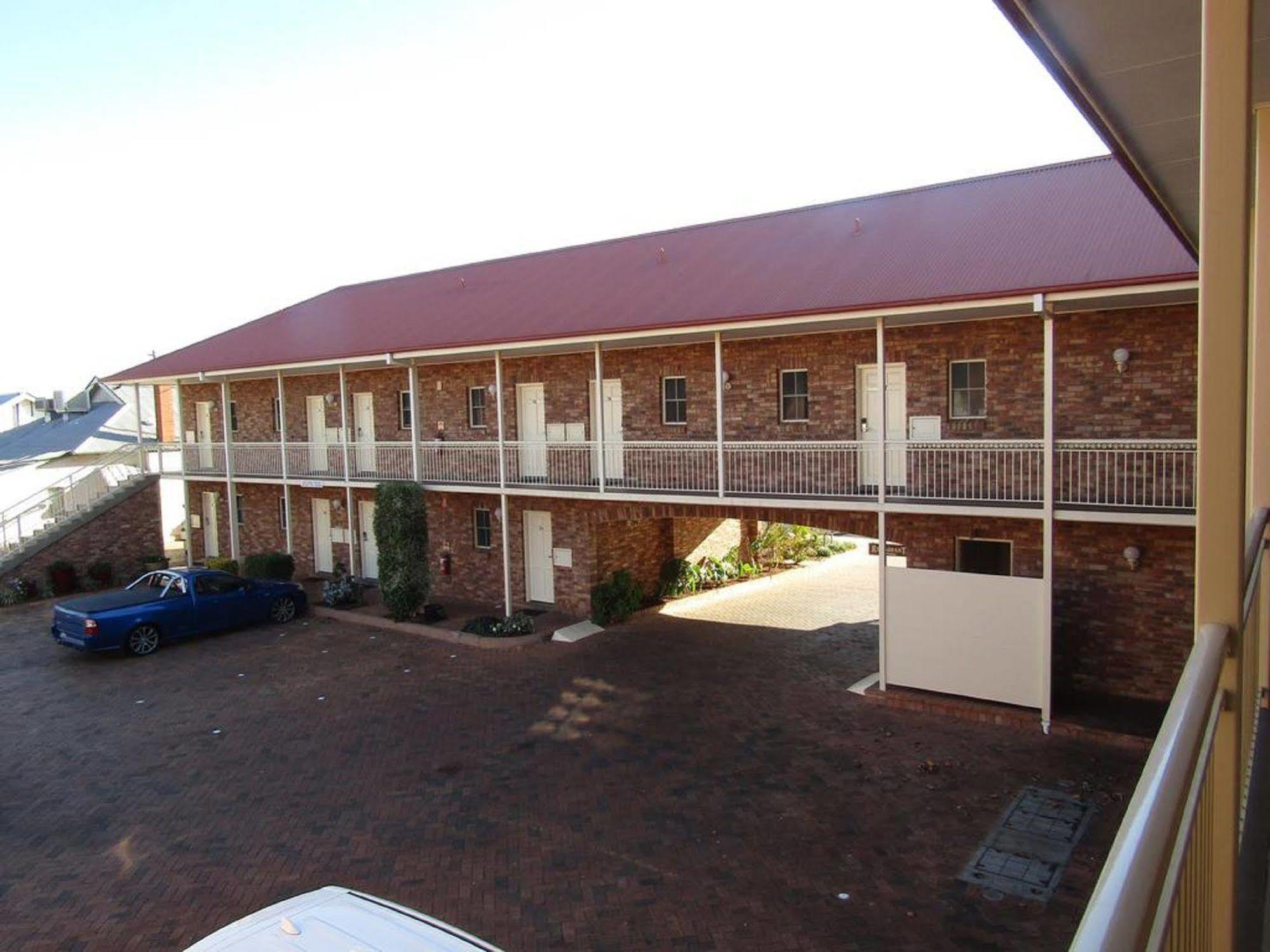 Australian Heritage Motor Inn Dubbo Esterno foto